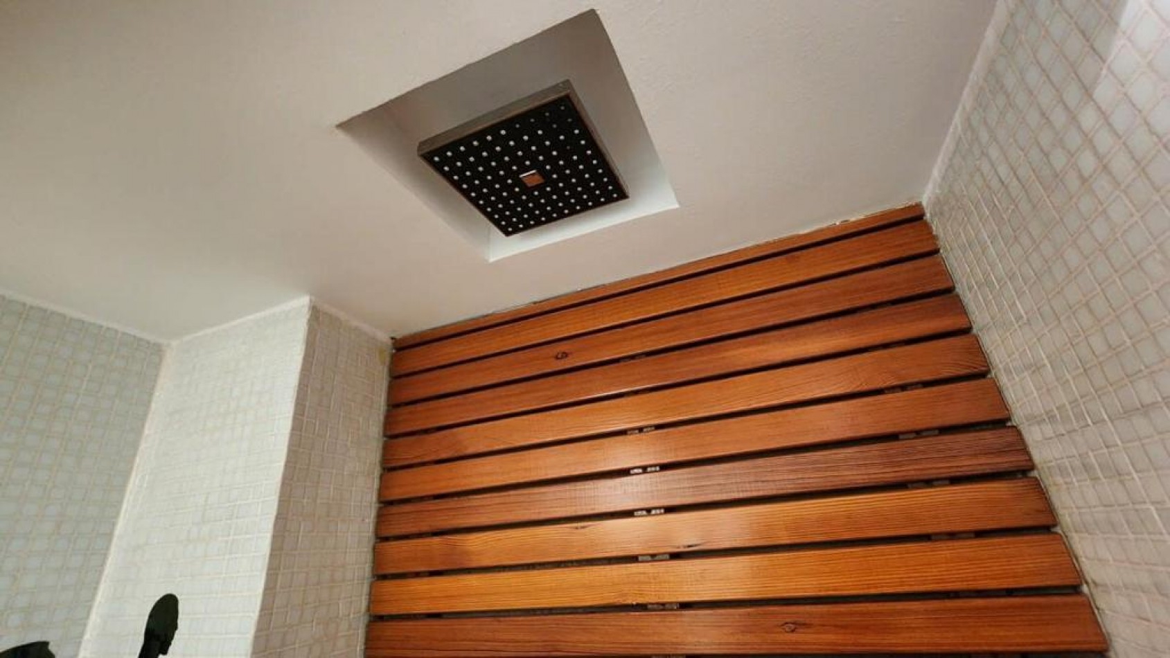 NUEVO PRECIO! Exclusivo duplex de 2 ambientes con patio, en moderno complejo de PHs, zona Palermo Soho.