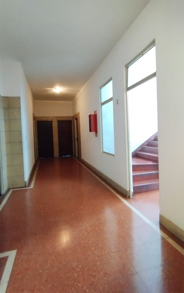 Excelente 3 ambientes con dependencia al contrafrente con vista a pulmon / Zona UADE