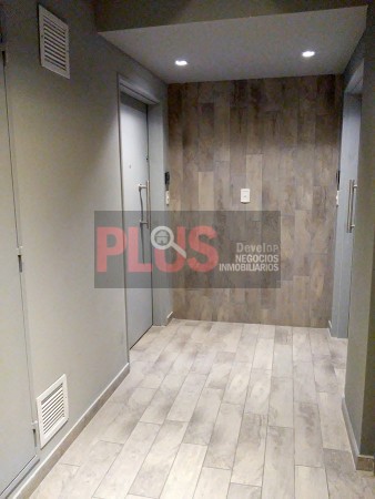 Excelente Oficina comercial. Edificio de Categoria. Av. Congreso y Arcos, Nuñez