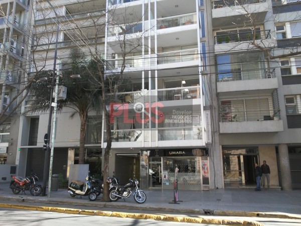 Excelente Oficina comercial. Edificio de Categoria. Av. Congreso y Arcos, Nuñez