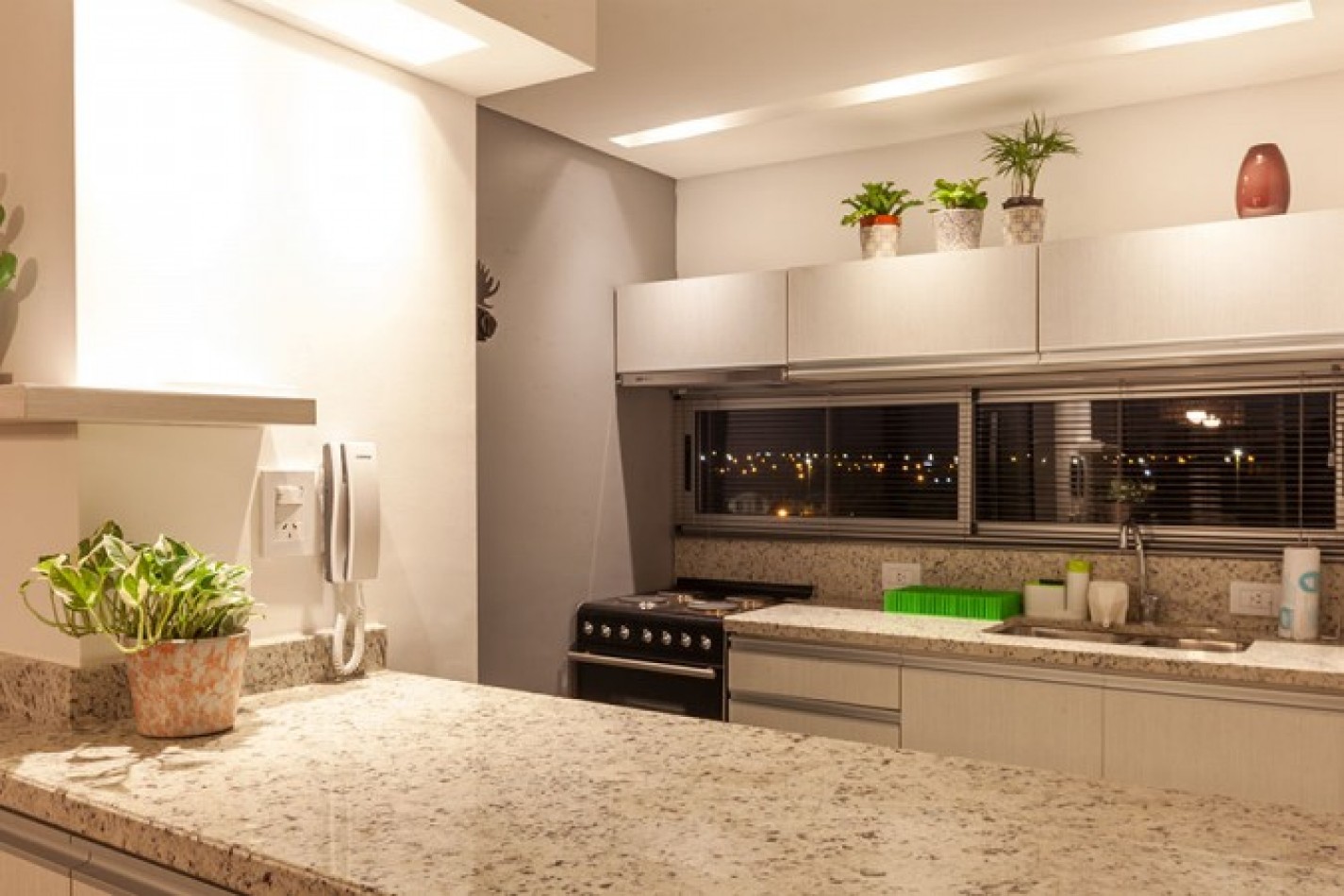 Nuevo Precio!! Excelente 3 amb c/ terraza c/ parrrilla y Jacuzzi + coch y baul. en Edificio "Alma de Agua". Federacion- Entre Rios